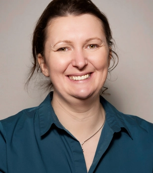 Mitarbeiterin der geoGLIS Mitarbeiterin der geoGLIS